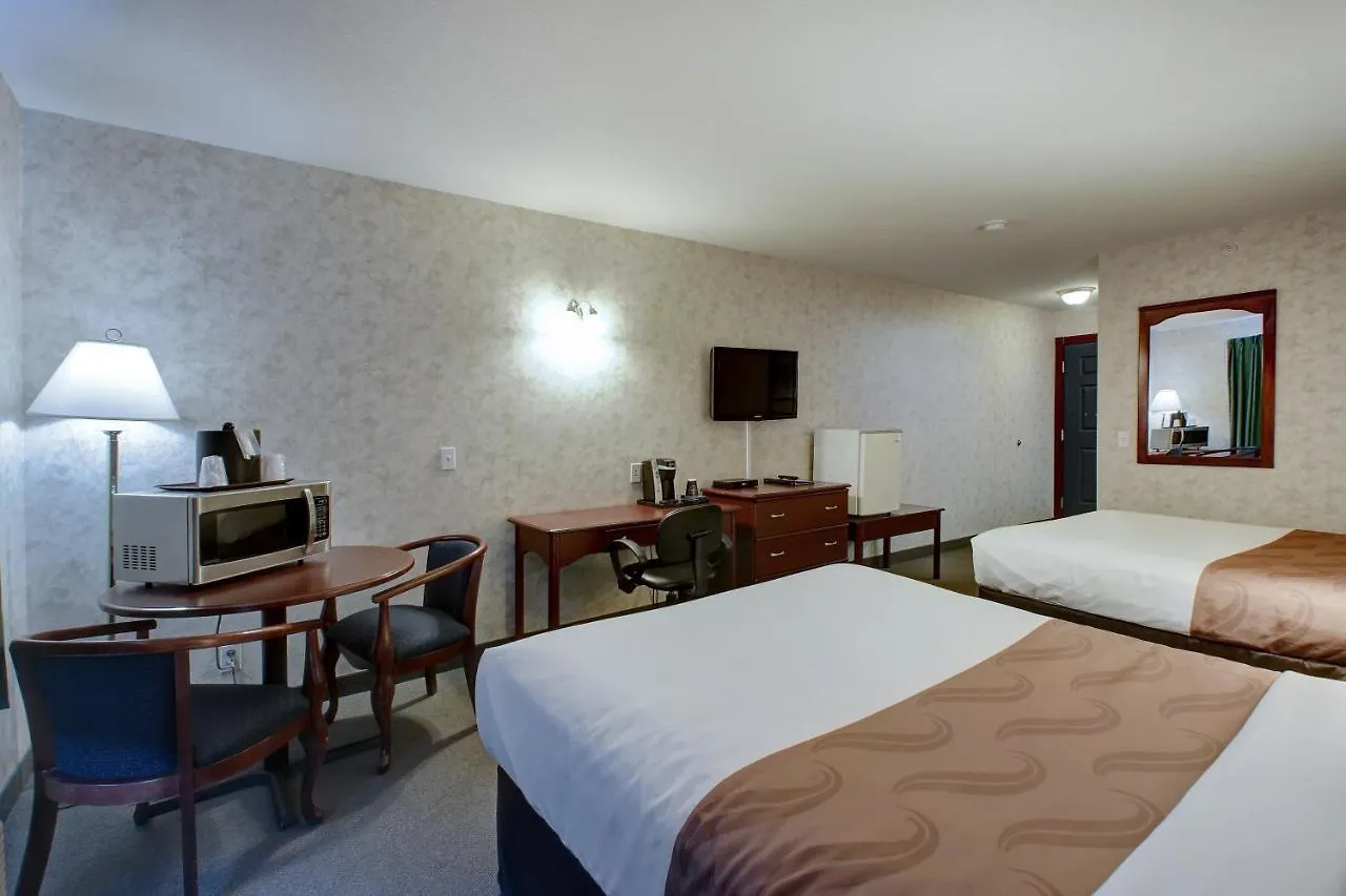 Ramada By Wyndham Nisku Edmonton Airport Hotel