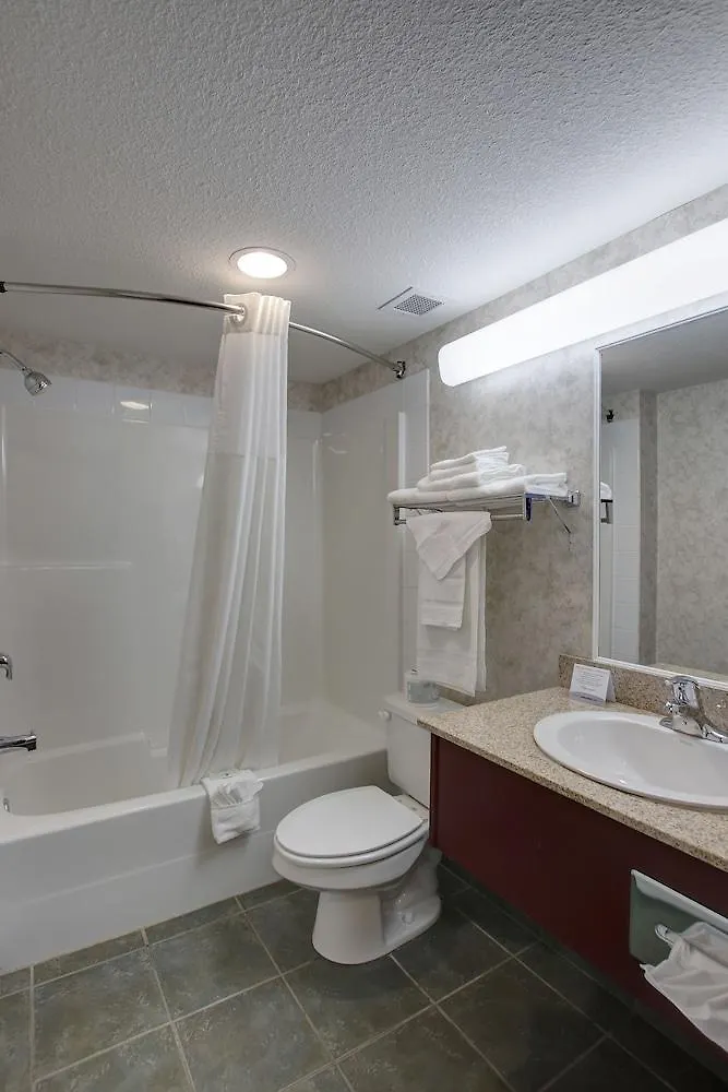 Ramada By Wyndham Nisku Edmonton Airport Hotel Canada