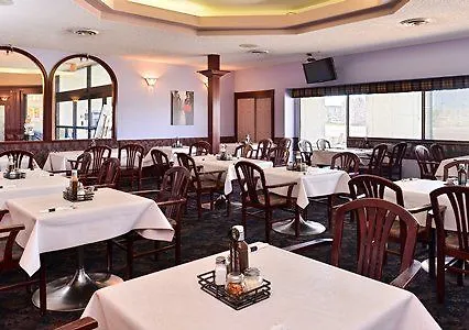 ***  Ramada By Wyndham Nisku Edmonton Airport Hotel Canada