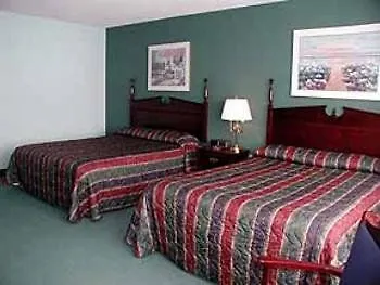 Ramada By Wyndham Nisku Edmonton Airport Hotel 3*,