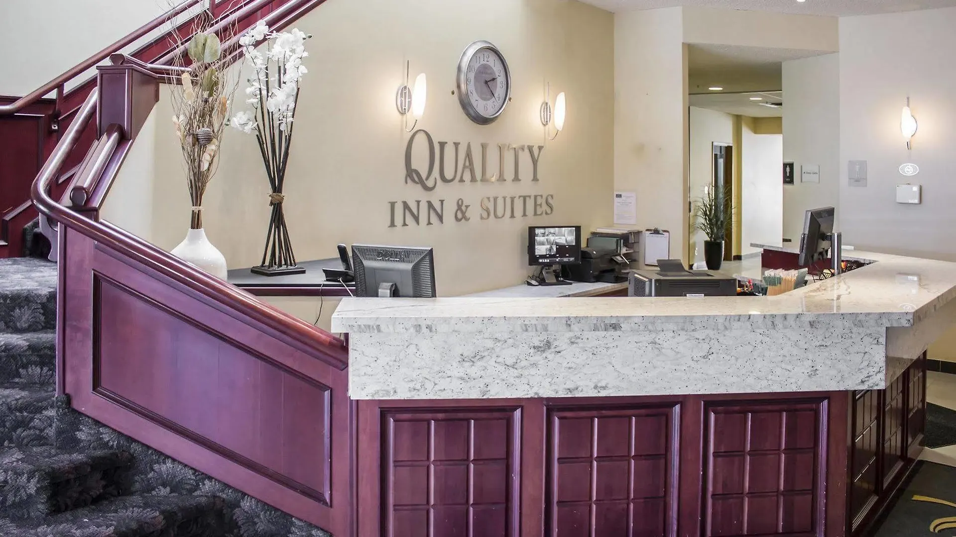 Ramada By Wyndham Nisku Edmonton Airport Hotel