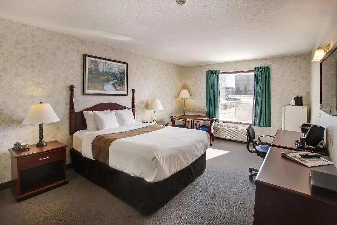 Ramada By Wyndham Nisku Edmonton Airport Hotel