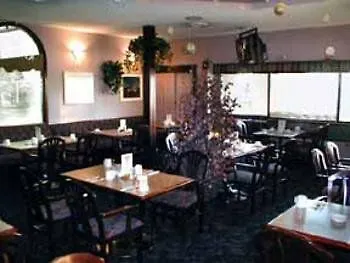 Ramada By Wyndham Nisku Edmonton Airport Hotel