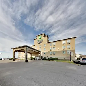 2* Hotel Express & - Edmonton International Airport By Ihg